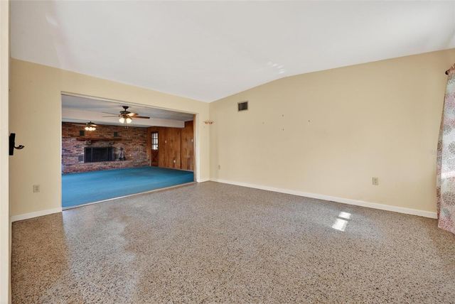 710 TWIN OAKS LANE, Eustis, FL 32726