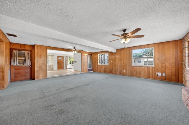 710 TWIN OAKS LANE, Eustis, FL 32726