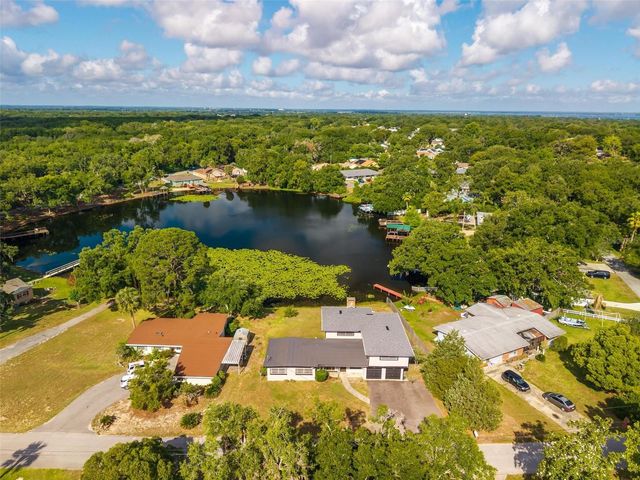 710 TWIN OAKS LANE, Eustis, FL 32726
