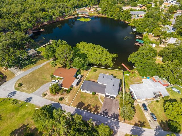 710 TWIN OAKS LANE, Eustis, FL 32726