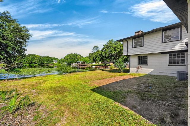 710 TWIN OAKS LANE, Eustis, FL 32726