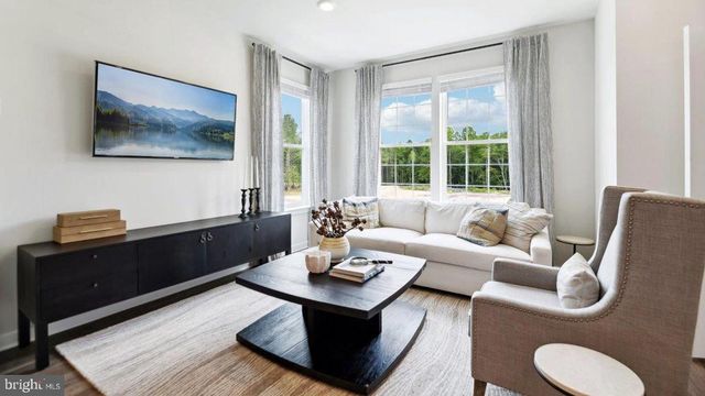 25 CLEMENTON RD E, Gibbsboro, NJ 08026