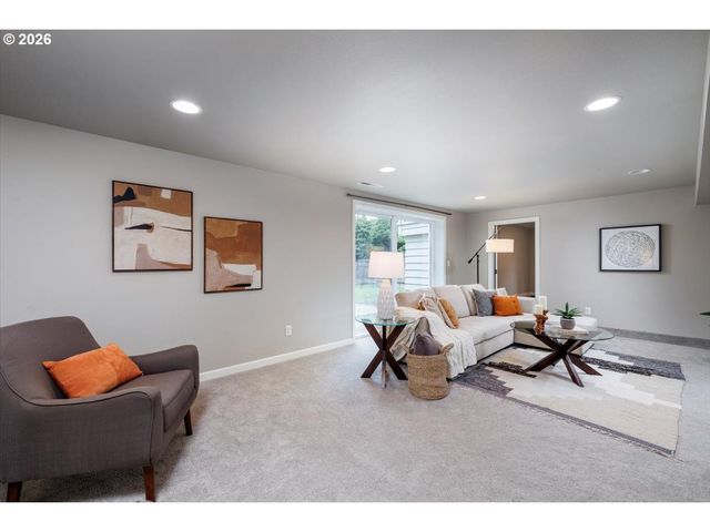 1605 Sw 88TH Ave, Portland, OR 97225