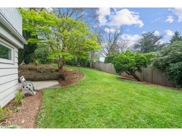 1605 Sw 88TH Ave, Portland, OR 97225