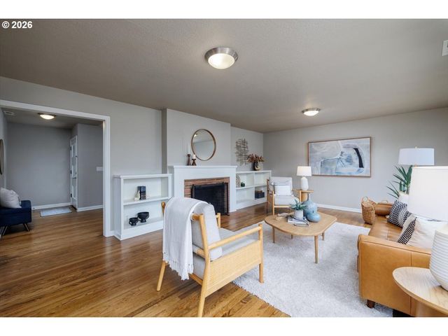 1605 Sw 88TH Ave, Portland, OR 97225