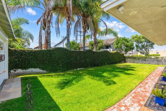2677 Jefferson Street, Carlsbad, CA 92008