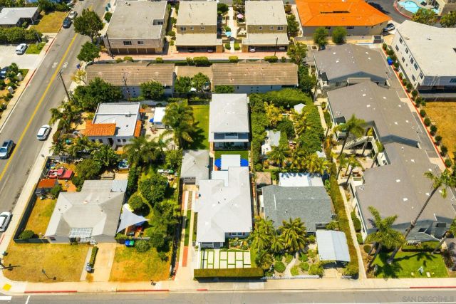2677 Jefferson Street, Carlsbad, CA 92008