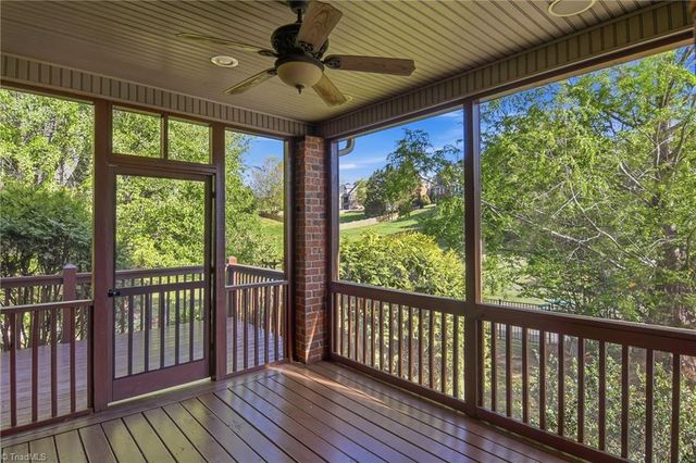 3304 Willow Wind Drive, Pfafftown, NC 27040