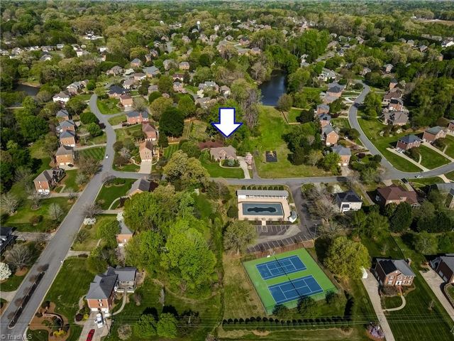 3304 Willow Wind Drive, Pfafftown, NC 27040