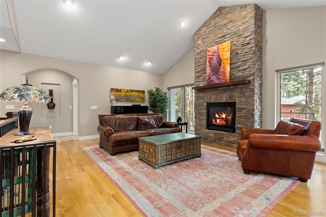 1395 Gore Circle, Larkspur, CO 80118