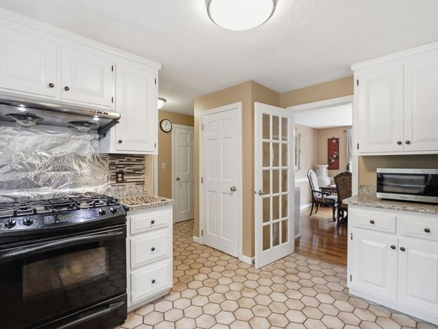 293 Davis Street, Northborough, MA 01532