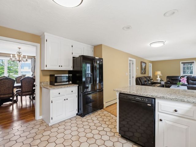 293 Davis Street, Northborough, MA 01532