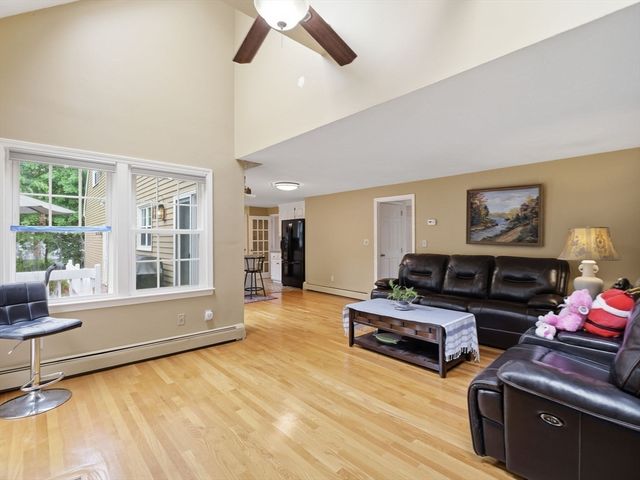 293 Davis Street, Northborough, MA 01532