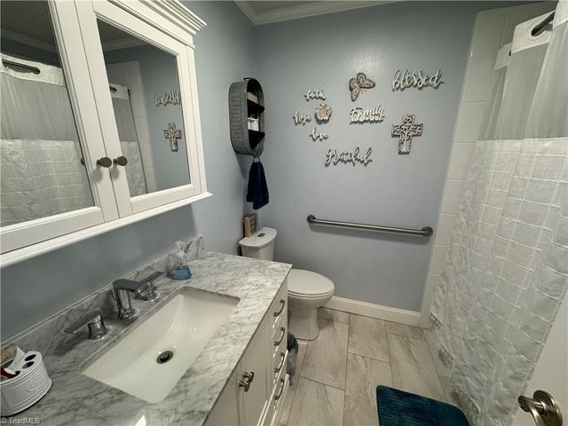 2436 Wickham Road, Kernersville, NC 27284