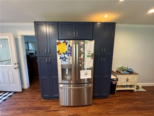 2436 Wickham Road, Kernersville, NC 27284