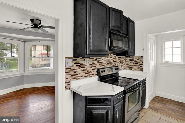 2532 GLENN TER, Reading, PA 19606