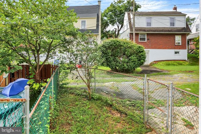 2532 GLENN TER, Reading, PA 19606