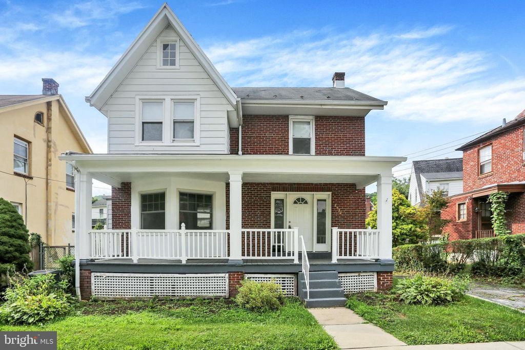 2532 GLENN TER, Reading, PA 19606
