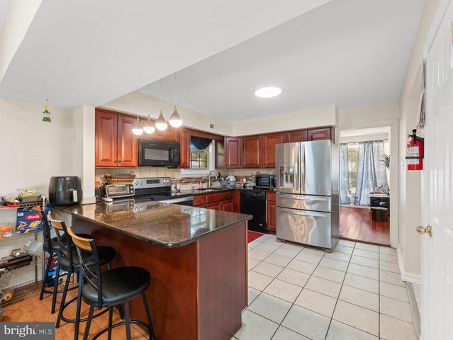 122 ABBEY RD, Voorhees, NJ 08043