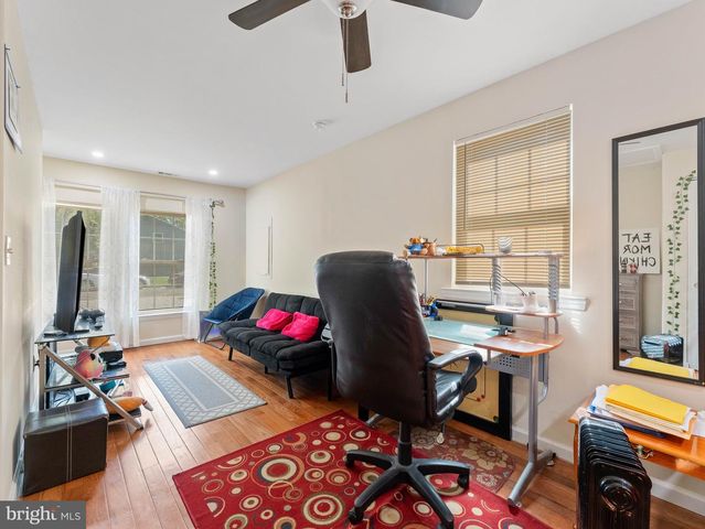 122 ABBEY RD, Voorhees, NJ 08043