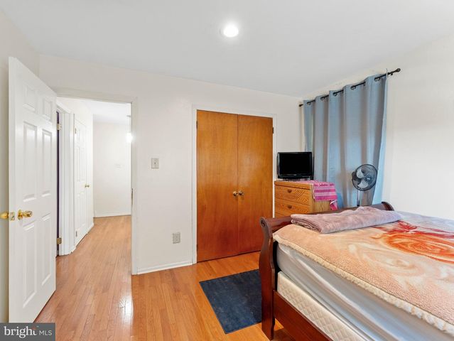 122 ABBEY RD, Voorhees, NJ 08043