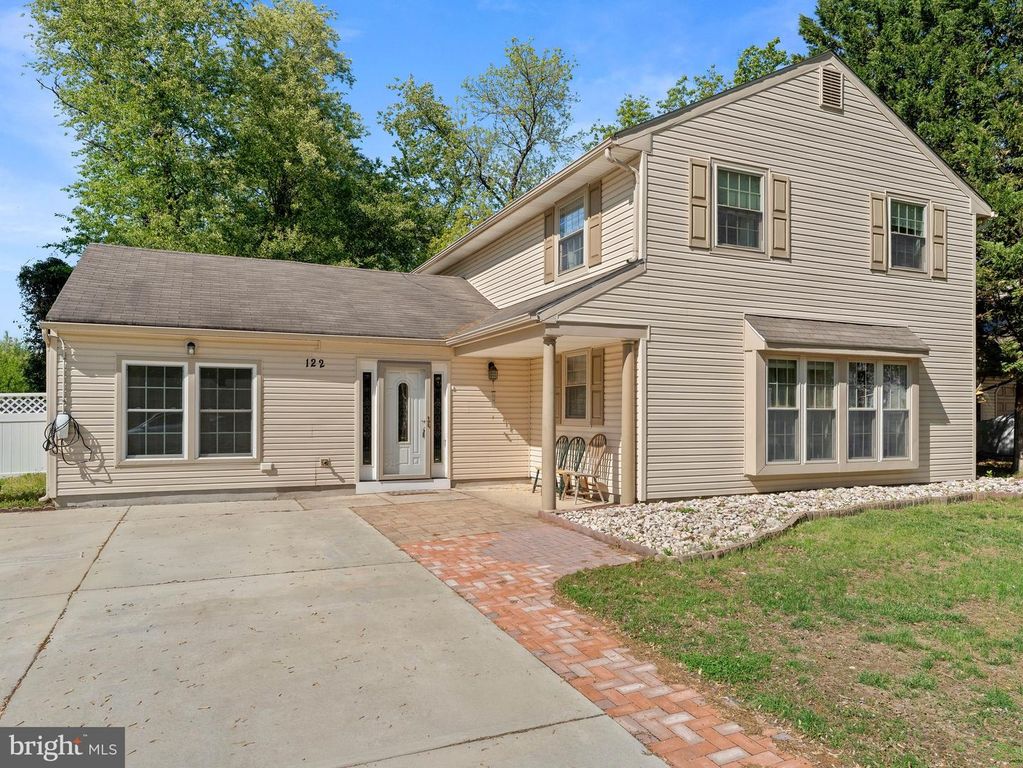 122 ABBEY RD, Voorhees, NJ 08043