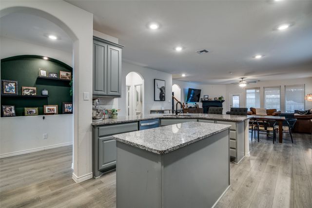 2053 Tahoka Lane, Forney, TX 75126