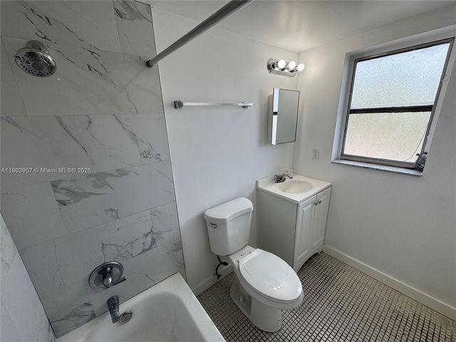 3300 S Dixie Hwy 306, Miami, FL 33133