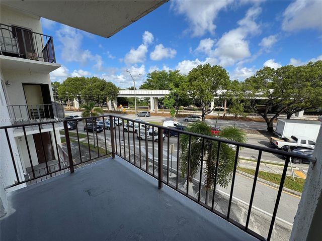 3300 S Dixie Hwy 306, Miami, FL 33133