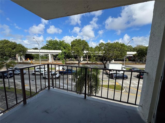 3300 S Dixie Hwy 306, Miami, FL 33133