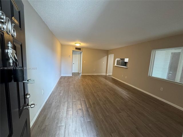 3300 S Dixie Hwy 306, Miami, FL 33133