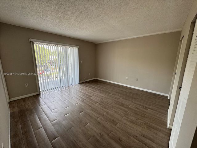 3300 S Dixie Hwy 306, Miami, FL 33133