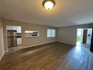 3300 S Dixie Hwy 306, Miami, FL 33133