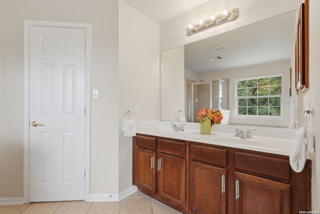 1203 Sand Wedge, San Antonio, TX 78258