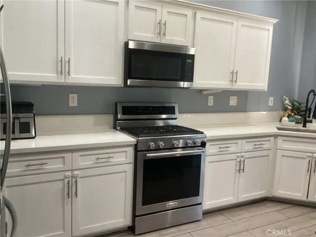 8033 David Way, Riverside, CA 92509