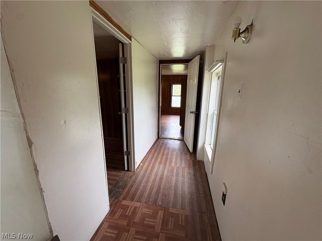 325 E High Street, Leetonia, OH 44431