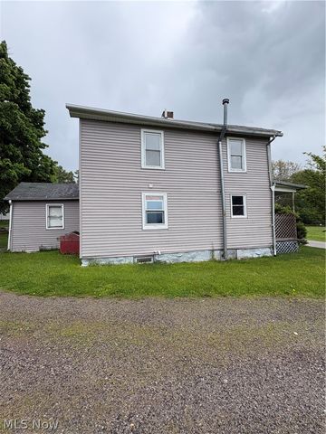 325 E High Street, Leetonia, OH 44431