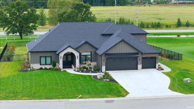 19031 Ringo Road, Auburn, IN 46706