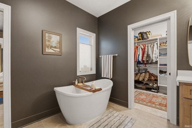 19031 Ringo Road, Auburn, IN 46706
