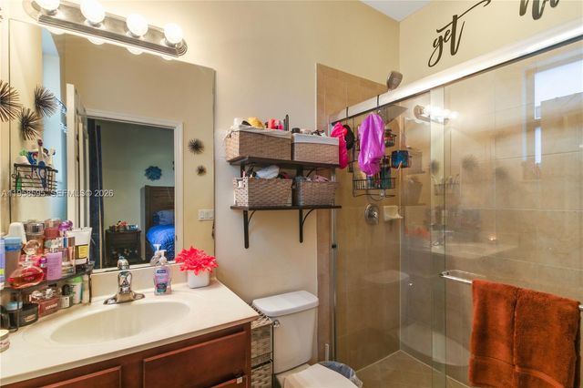 707 SE 32nd Ter, Homestead, FL 33033