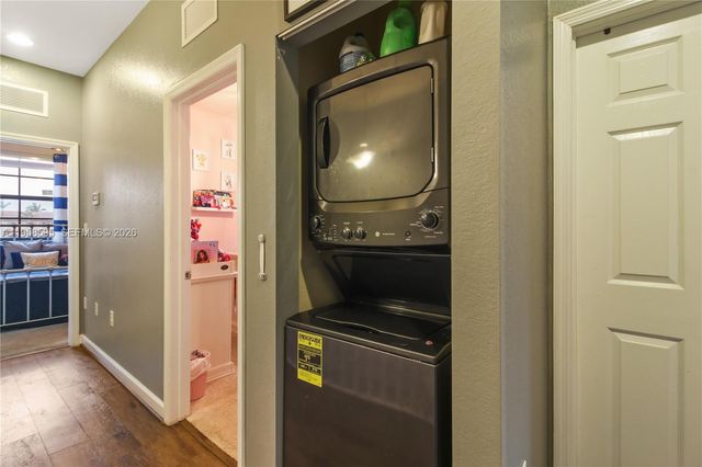 707 SE 32nd Ter, Homestead, FL 33033