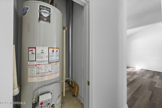 34 Molly Lane, Brick, NJ 08723