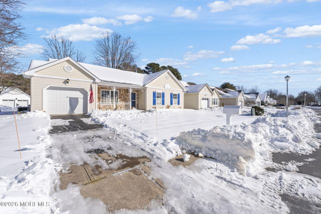 34 Molly Lane, Brick, NJ 08723