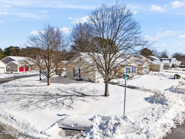 34 Molly Lane, Brick, NJ 08723