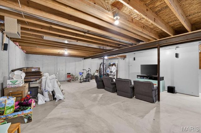 6712 Silverstone Court, Byrnes Mill, MO 63051