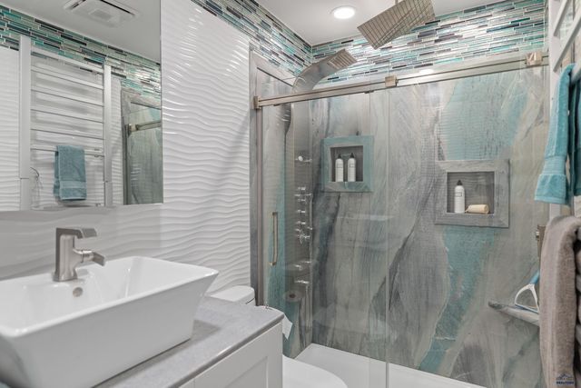 1215 RANGE VIEW CIR, Rapid City, SD 57701