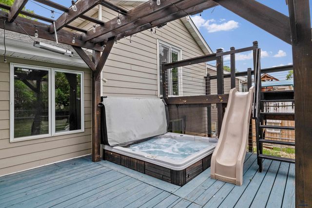 1215 RANGE VIEW CIR, Rapid City, SD 57701