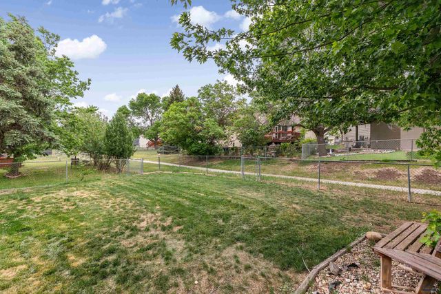 1215 RANGE VIEW CIR, Rapid City, SD 57701