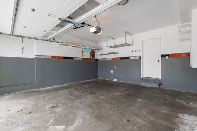 1215 RANGE VIEW CIR, Rapid City, SD 57701