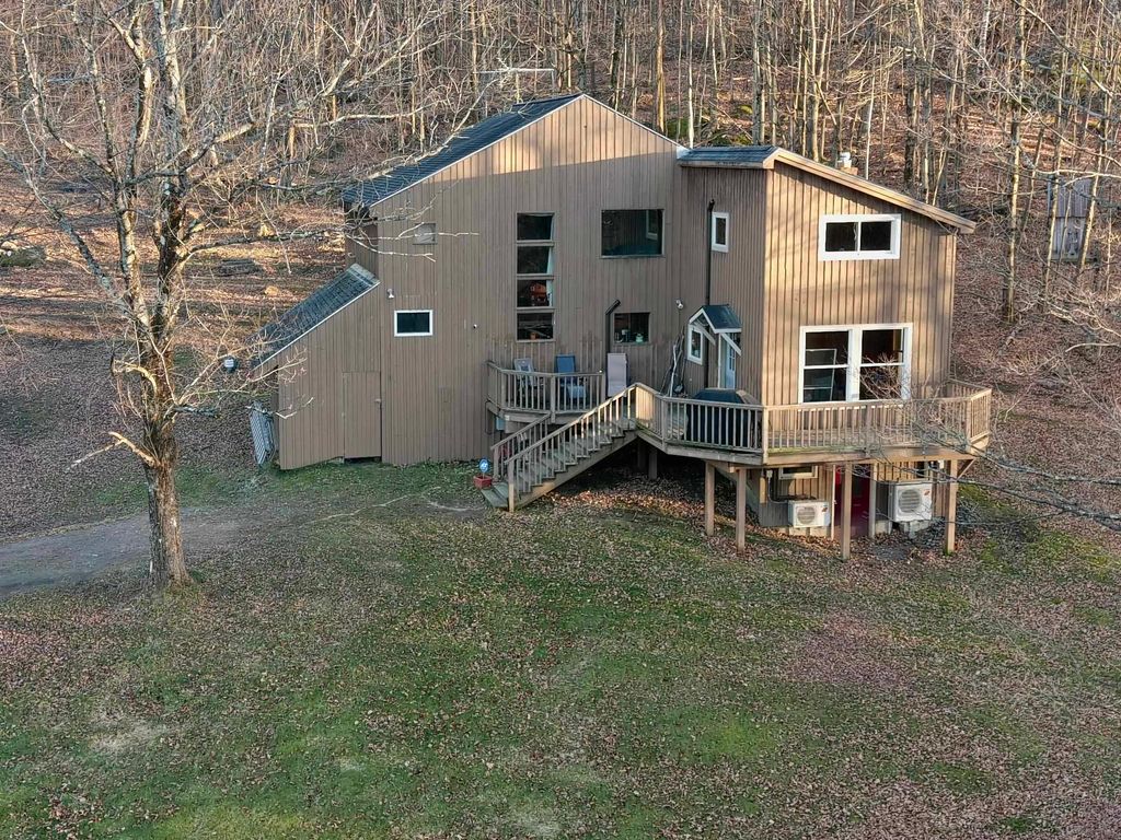 21 Stewart Hill, Westford, VT 05494